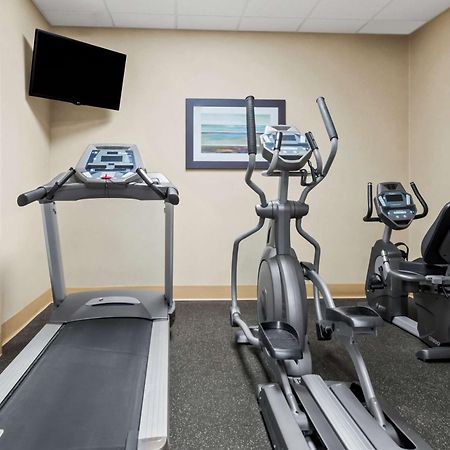 Best Western Plus Fergus Hotel Екстер'єр фото