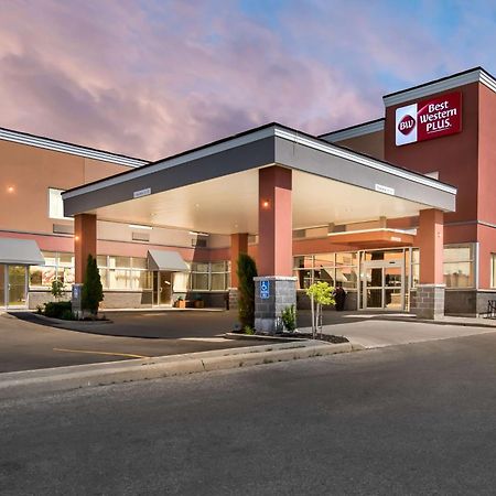 Best Western Plus Fergus Hotel Екстер'єр фото
