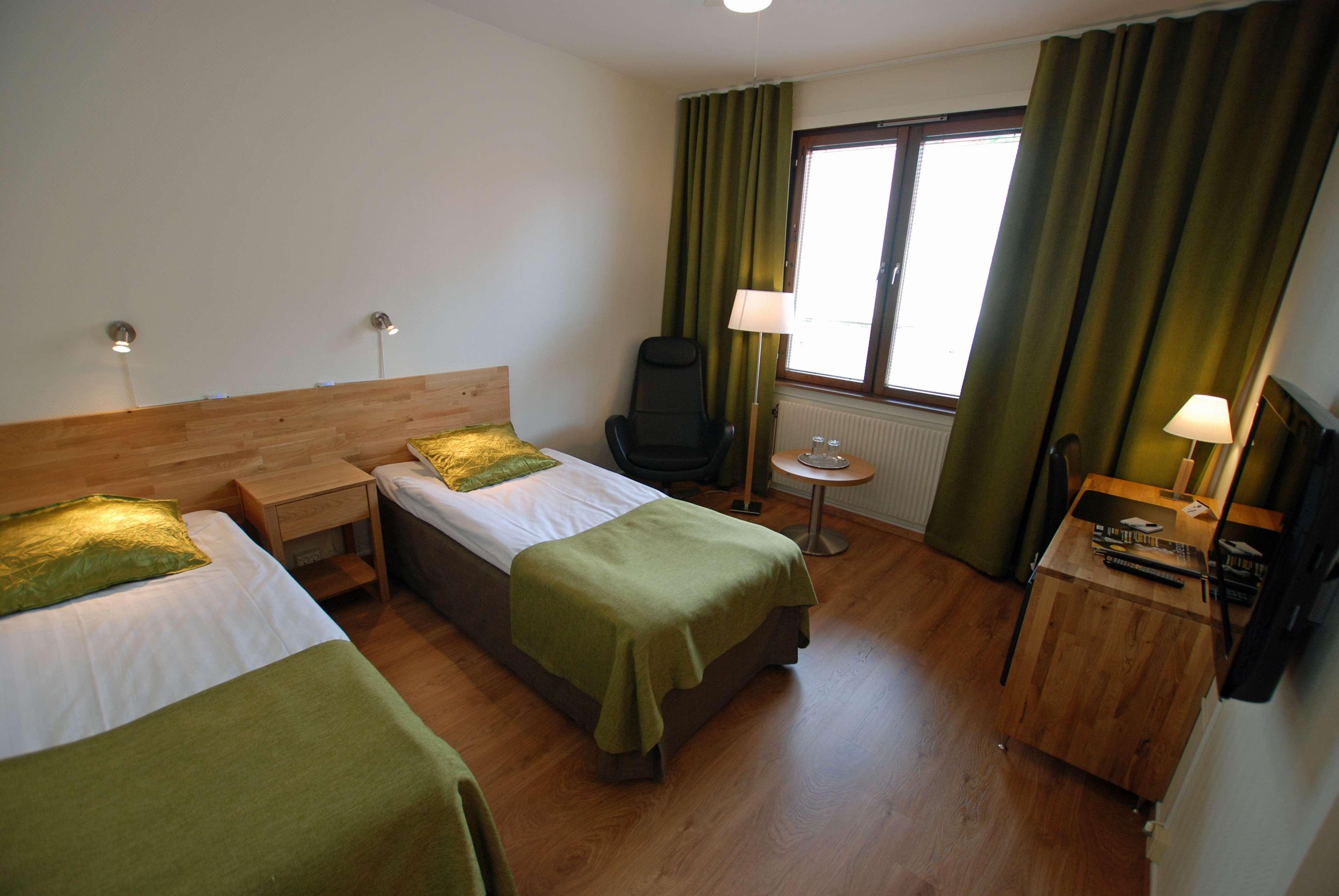 Best Western Plus Fergus Hotel Екстер'єр фото