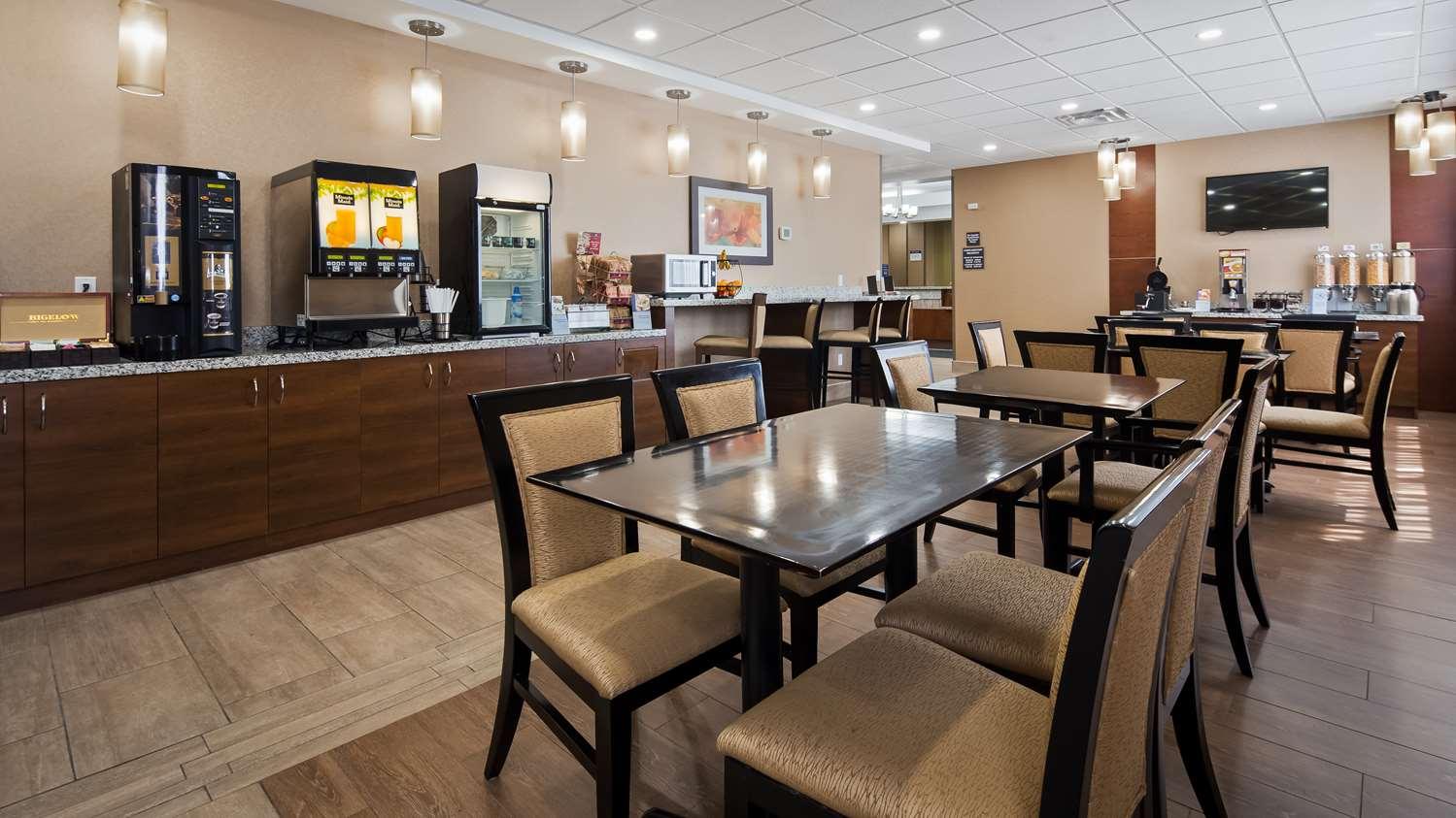 Best Western Plus Fergus Hotel Екстер'єр фото